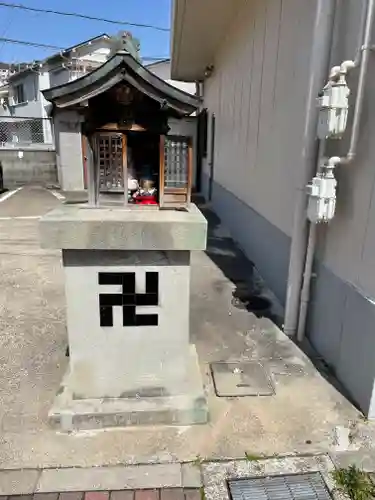 地蔵尊（山下町）の本殿・本堂