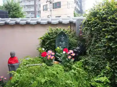 神楽坂安養寺の地蔵