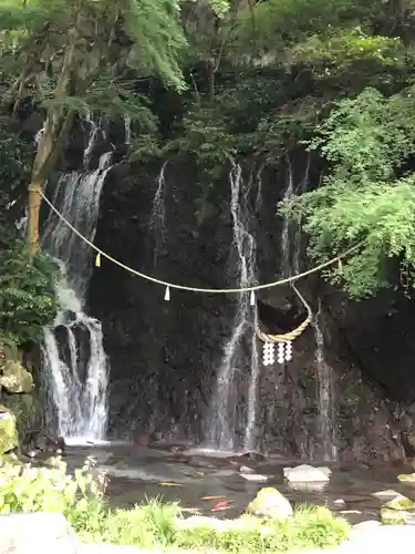 玉簾神社(神奈川県)