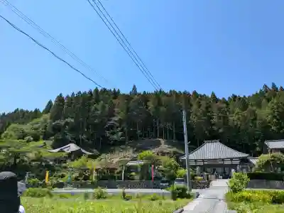 常泉寺の{uncategorized: "未分類", other: "その他", undefined: "問題あり", building: "その他建物", grave: "お墓", sacred_gate: "鳥居", guardian: "狛犬", statue: "像", buddha: "仏像", history: "歴史", nature: "自然", garden: "庭園", animal: "動物", pagoda: "塔", temizu: "手水舎", mountain_gate: "山門・神門", sanctuary: "本殿・本堂", subordinate: "末社・摂社", art: "芸術", scenery: "景色", jizo: "地蔵", ema: "絵馬", goshuin: "御朱印", omikuji: "おみくじ", items: "授与品その他", amulet: "お守り", goshuincho: "御朱印帳", eats: "食事", festival: "お祭り", votive_dance: "神楽", shichigosan: "七五三参", wedding: "結婚式", experience: "体験その他", initially: "初詣", around: "周辺", anti_infection: "感染症対策"}