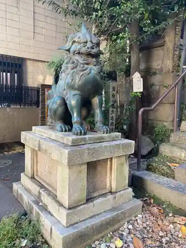 愛宕神社の狛犬