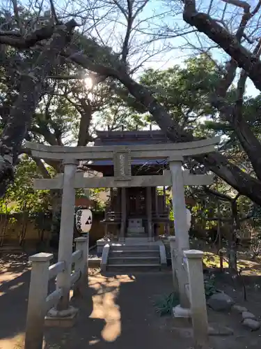 宝戒寺の鳥居