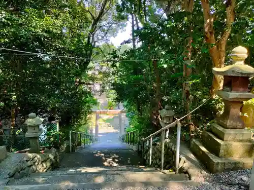 宇氣比神社の鳥居