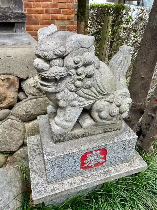 笠間稲荷神社の{uncategorized: "未分類", other: "その他", undefined: "問題あり", building: "その他建物", grave: "お墓", sacred_gate: "鳥居", guardian: "狛犬", statue: "像", buddha: "仏像", history: "歴史", nature: "自然", garden: "庭園", animal: "動物", pagoda: "塔", temizu: "手水舎", mountain_gate: "山門・神門", sanctuary: "本殿・本堂", subordinate: "末社・摂社", art: "芸術", scenery: "景色", jizo: "地蔵", ema: "絵馬", goshuin: "御朱印", omikuji: "おみくじ", items: "授与品その他", amulet: "お守り", goshuincho: "御朱印帳", eats: "食事", festival: "お祭り", votive_dance: "神楽", shichigosan: "七五三参", wedding: "結婚式", experience: "体験その他", initially: "初詣", around: "周辺", anti_infection: "感染症対策"}