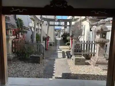 天満宮の{uncategorized: "未分類", other: "その他", undefined: "問題あり", building: "その他建物", grave: "お墓", sacred_gate: "鳥居", guardian: "狛犬", statue: "像", buddha: "仏像", history: "歴史", nature: "自然", garden: "庭園", animal: "動物", pagoda: "塔", temizu: "手水舎", mountain_gate: "山門・神門", sanctuary: "本殿・本堂", subordinate: "末社・摂社", art: "芸術", scenery: "景色", jizo: "地蔵", ema: "絵馬", goshuin: "御朱印", omikuji: "おみくじ", items: "授与品その他", amulet: "お守り", goshuincho: "御朱印帳", eats: "食事", festival: "お祭り", votive_dance: "神楽", shichigosan: "七五三参", wedding: "結婚式", experience: "体験その他", initially: "初詣", around: "周辺", anti_infection: "感染症対策"}