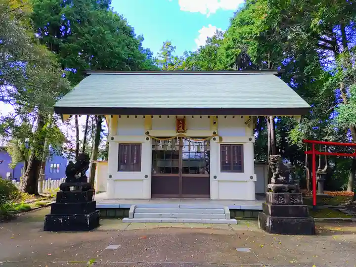 六所社(郷中)の本殿・本堂