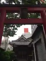感應稲荷神社の鳥居