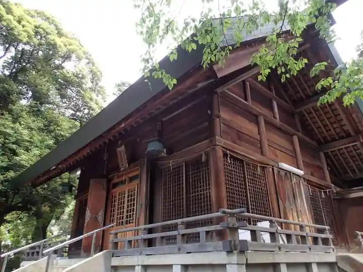 服部神社の本殿・本堂