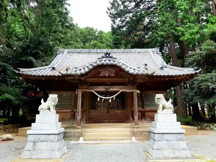 於呂神社の本殿・本堂