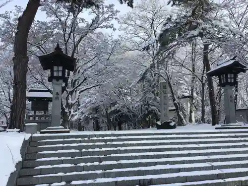 鷹栖神社の庭園