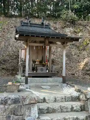 サムハラ神社 奥の宮の{uncategorized: "未分類", other: "その他", undefined: "問題あり", building: "その他建物", grave: "お墓", sacred_gate: "鳥居", guardian: "狛犬", statue: "像", buddha: "仏像", history: "歴史", nature: "自然", garden: "庭園", animal: "動物", pagoda: "塔", temizu: "手水舎", mountain_gate: "山門・神門", sanctuary: "本殿・本堂", subordinate: "末社・摂社", art: "芸術", scenery: "景色", jizo: "地蔵", ema: "絵馬", goshuin: "御朱印", omikuji: "おみくじ", items: "授与品その他", amulet: "お守り", goshuincho: "御朱印帳", eats: "食事", festival: "お祭り", votive_dance: "神楽", shichigosan: "七五三参", wedding: "結婚式", experience: "体験その他", initially: "初詣", around: "周辺", anti_infection: "感染症対策"}