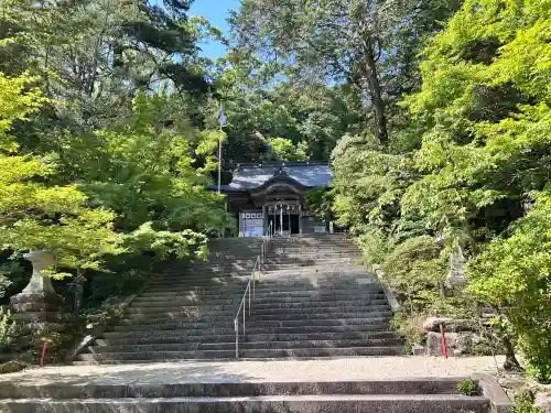 仁比山神社の{uncategorized: "未分類", other: "その他", undefined: "問題あり", building: "その他建物", grave: "お墓", sacred_gate: "鳥居", guardian: "狛犬", statue: "像", buddha: "仏像", history: "歴史", nature: "自然", garden: "庭園", animal: "動物", pagoda: "塔", temizu: "手水舎", mountain_gate: "山門・神門", sanctuary: "本殿・本堂", subordinate: "末社・摂社", art: "芸術", scenery: "景色", jizo: "地蔵", ema: "絵馬", goshuin: "御朱印", omikuji: "おみくじ", items: "授与品その他", amulet: "お守り", goshuincho: "御朱印帳", eats: "食事", festival: "お祭り", votive_dance: "神楽", shichigosan: "七五三参", wedding: "結婚式", experience: "体験その他", initially: "初詣", around: "周辺", anti_infection: "感染症対策"}