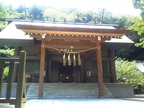 安房神社の鳥居