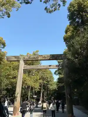 熱田神宮の{uncategorized: "未分類", other: "その他", undefined: "問題あり", building: "その他建物", grave: "お墓", sacred_gate: "鳥居", guardian: "狛犬", statue: "像", buddha: "仏像", history: "歴史", nature: "自然", garden: "庭園", animal: "動物", pagoda: "塔", temizu: "手水舎", mountain_gate: "山門・神門", sanctuary: "本殿・本堂", subordinate: "末社・摂社", art: "芸術", scenery: "景色", jizo: "地蔵", ema: "絵馬", goshuin: "御朱印", omikuji: "おみくじ", items: "授与品その他", amulet: "お守り", goshuincho: "御朱印帳", eats: "食事", festival: "お祭り", votive_dance: "神楽", shichigosan: "七五三参", wedding: "結婚式", experience: "体験その他", initially: "初詣", around: "周辺", anti_infection: "感染症対策"}