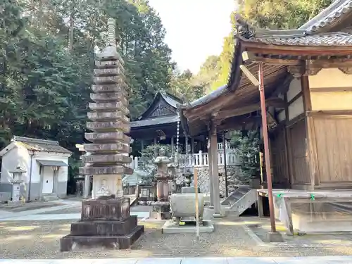 春日神社の塔