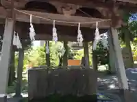 諏訪大社上社前宮の手水舎