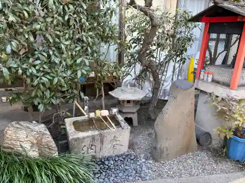 西念寺の{uncategorized: "未分類", other: "その他", undefined: "問題あり", building: "その他建物", grave: "お墓", sacred_gate: "鳥居", guardian: "狛犬", statue: "像", buddha: "仏像", history: "歴史", nature: "自然", garden: "庭園", animal: "動物", pagoda: "塔", temizu: "手水舎", mountain_gate: "山門・神門", sanctuary: "本殿・本堂", subordinate: "末社・摂社", art: "芸術", scenery: "景色", jizo: "地蔵", ema: "絵馬", goshuin: "御朱印", omikuji: "おみくじ", items: "授与品その他", amulet: "お守り", goshuincho: "御朱印帳", eats: "食事", festival: "お祭り", votive_dance: "神楽", shichigosan: "七五三参", wedding: "結婚式", experience: "体験その他", initially: "初詣", around: "周辺", anti_infection: "感染症対策"}