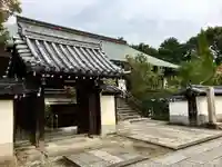 矢田寺大門坊の山門・神門