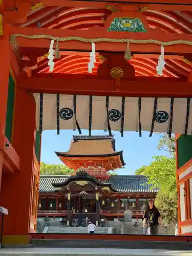 石清水八幡宮の{uncategorized: "未分類", other: "その他", undefined: "問題あり", building: "その他建物", grave: "お墓", sacred_gate: "鳥居", guardian: "狛犬", statue: "像", buddha: "仏像", history: "歴史", nature: "自然", garden: "庭園", animal: "動物", pagoda: "塔", temizu: "手水舎", mountain_gate: "山門・神門", sanctuary: "本殿・本堂", subordinate: "末社・摂社", art: "芸術", scenery: "景色", jizo: "地蔵", ema: "絵馬", goshuin: "御朱印", omikuji: "おみくじ", items: "授与品その他", amulet: "お守り", goshuincho: "御朱印帳", eats: "食事", festival: "お祭り", votive_dance: "神楽", shichigosan: "七五三参", wedding: "結婚式", experience: "体験その他", initially: "初詣", around: "周辺", anti_infection: "感染症対策"}