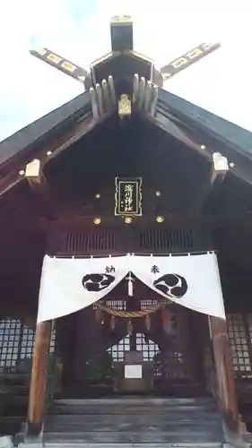 滝川神社の本殿