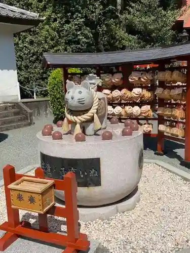 産泰神社の像