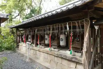 羽束師坐高御産日神社の末社・摂社