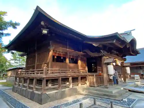 賣布神社の本殿