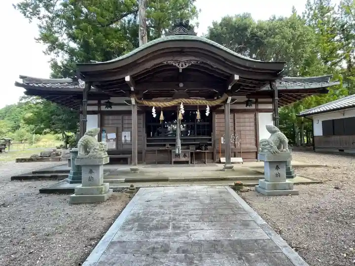 勝手神社の{uncategorized: "未分類", other: "その他", undefined: "問題あり", building: "その他建物", grave: "お墓", sacred_gate: "鳥居", guardian: "狛犬", statue: "像", buddha: "仏像", history: "歴史", nature: "自然", garden: "庭園", animal: "動物", pagoda: "塔", temizu: "手水舎", mountain_gate: "山門・神門", sanctuary: "本殿・本堂", subordinate: "末社・摂社", art: "芸術", scenery: "景色", jizo: "地蔵", ema: "絵馬", goshuin: "御朱印", omikuji: "おみくじ", items: "授与品その他", amulet: "お守り", goshuincho: "御朱印帳", eats: "食事", festival: "お祭り", votive_dance: "神楽", shichigosan: "七五三参", wedding: "結婚式", experience: "体験その他", initially: "初詣", around: "周辺", anti_infection: "感染症対策"}