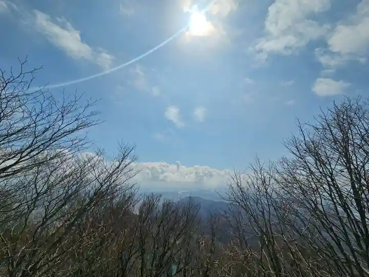 彌彦神社奥宮(御神廟)(新潟県)
