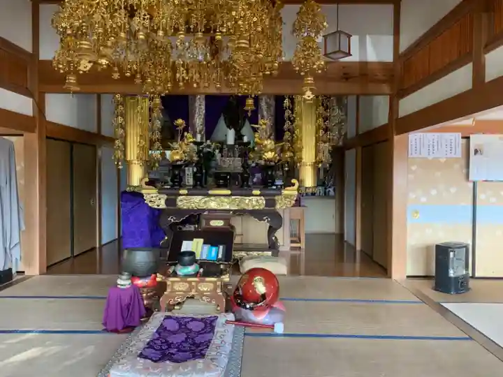 徳常寺の本殿・本堂