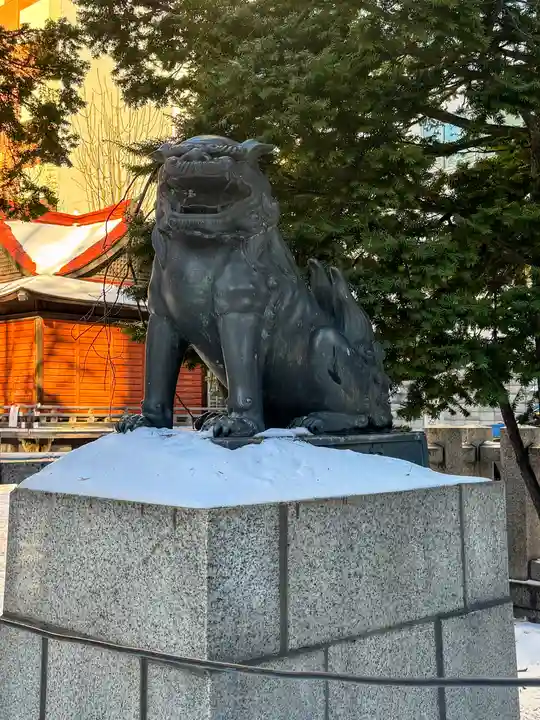 三吉神社の狛犬