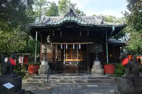 三囲神社の本殿・本堂
