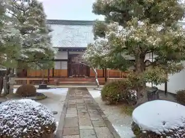 弘誓寺の本殿・本堂