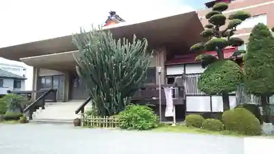 蓮光寺の本殿・本堂