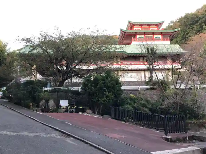 身代り不動尊(大明王院)のその他建物