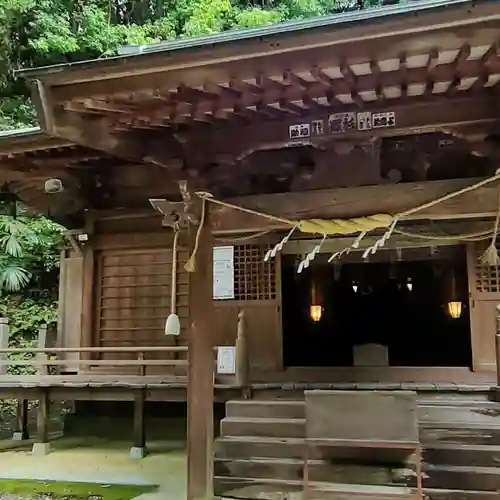  諏訪神社（旧湯長谷藩領総鎮守）の本殿・本堂