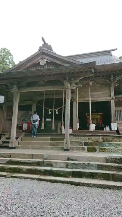東霧島神社の本殿・本堂