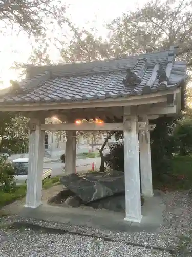 八幡宮（西田八幡宮）の手水舎