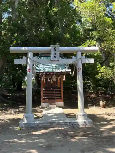 白子神社の{uncategorized: "未分類", other: "その他", undefined: "問題あり", building: "その他建物", grave: "お墓", sacred_gate: "鳥居", guardian: "狛犬", statue: "像", buddha: "仏像", history: "歴史", nature: "自然", garden: "庭園", animal: "動物", pagoda: "塔", temizu: "手水舎", mountain_gate: "山門・神門", sanctuary: "本殿・本堂", subordinate: "末社・摂社", art: "芸術", scenery: "景色", jizo: "地蔵", ema: "絵馬", goshuin: "御朱印", omikuji: "おみくじ", items: "授与品その他", amulet: "お守り", goshuincho: "御朱印帳", eats: "食事", festival: "お祭り", votive_dance: "神楽", shichigosan: "七五三参", wedding: "結婚式", experience: "体験その他", initially: "初詣", around: "周辺", anti_infection: "感染症対策"}