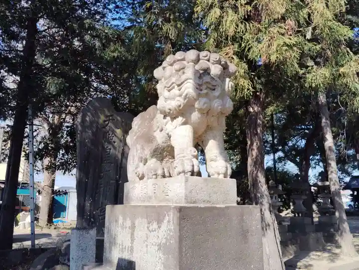 諏訪神社の狛犬