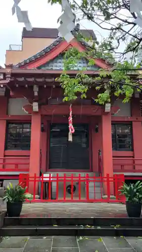 八幡神社の本殿・本堂
