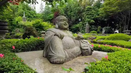 小川寺の像