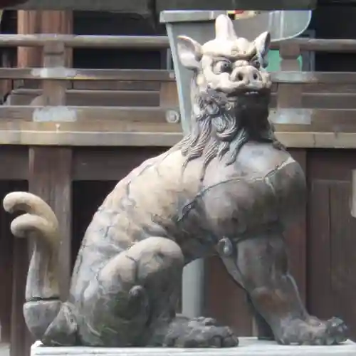 若宮八幡宮（陶器神社）の狛犬