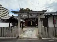 高田大神社の{uncategorized: "未分類", other: "その他", undefined: "問題あり", building: "その他建物", grave: "お墓", sacred_gate: "鳥居", guardian: "狛犬", statue: "像", buddha: "仏像", history: "歴史", nature: "自然", garden: "庭園", animal: "動物", pagoda: "塔", temizu: "手水舎", mountain_gate: "山門・神門", sanctuary: "本殿・本堂", subordinate: "末社・摂社", art: "芸術", scenery: "景色", jizo: "地蔵", ema: "絵馬", goshuin: "御朱印", omikuji: "おみくじ", items: "授与品その他", amulet: "お守り", goshuincho: "御朱印帳", eats: "食事", festival: "お祭り", votive_dance: "神楽", shichigosan: "七五三参", wedding: "結婚式", experience: "体験その他", initially: "初詣", around: "周辺", anti_infection: "感染症対策"}