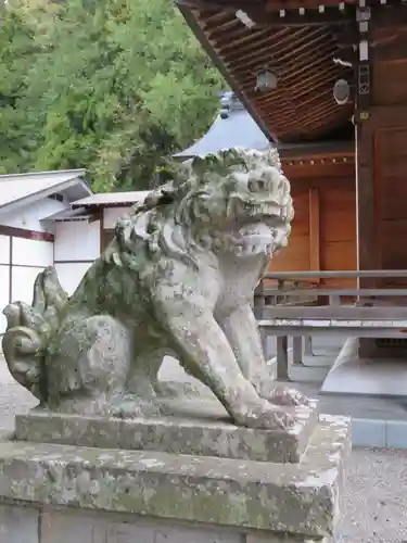 村上神社の狛犬