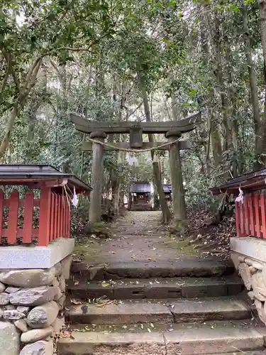 薦神社の末社