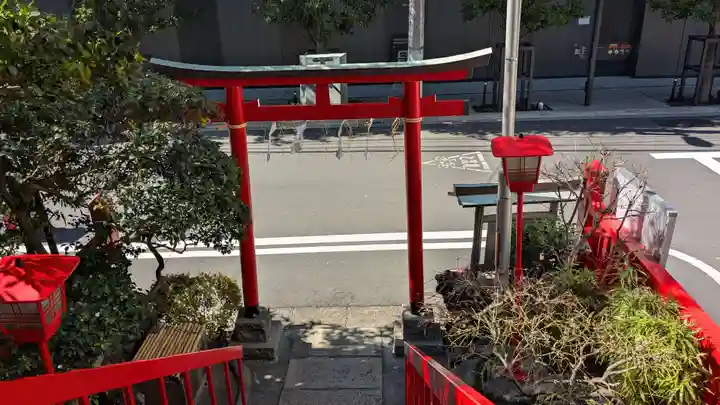 講武稲荷神社の鳥居