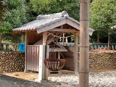 賀久留神社の末社・摂社