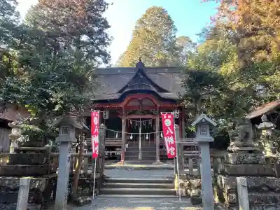 本宮八幡神社の{uncategorized: "未分類", other: "その他", undefined: "問題あり", building: "その他建物", grave: "お墓", sacred_gate: "鳥居", guardian: "狛犬", statue: "像", buddha: "仏像", history: "歴史", nature: "自然", garden: "庭園", animal: "動物", pagoda: "塔", temizu: "手水舎", mountain_gate: "山門・神門", sanctuary: "本殿・本堂", subordinate: "末社・摂社", art: "芸術", scenery: "景色", jizo: "地蔵", ema: "絵馬", goshuin: "御朱印", omikuji: "おみくじ", items: "授与品その他", amulet: "お守り", goshuincho: "御朱印帳", eats: "食事", festival: "お祭り", votive_dance: "神楽", shichigosan: "七五三参", wedding: "結婚式", experience: "体験その他", initially: "初詣", around: "周辺", anti_infection: "感染症対策"}