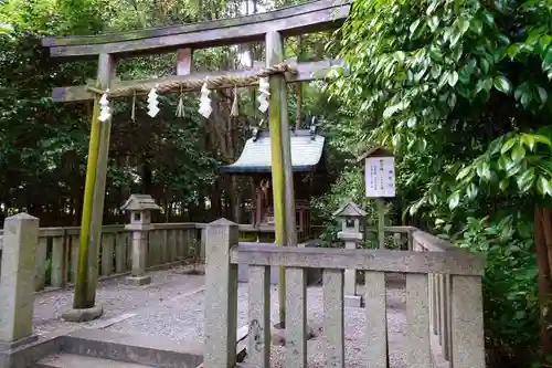 鴨都波神社の末社